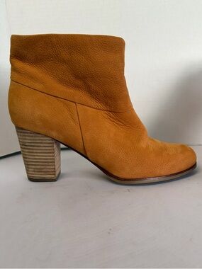 Cole Haan NikeAir Cassidy Leather Ankle Boot Bootie Tan Nubuck Leather 10 B